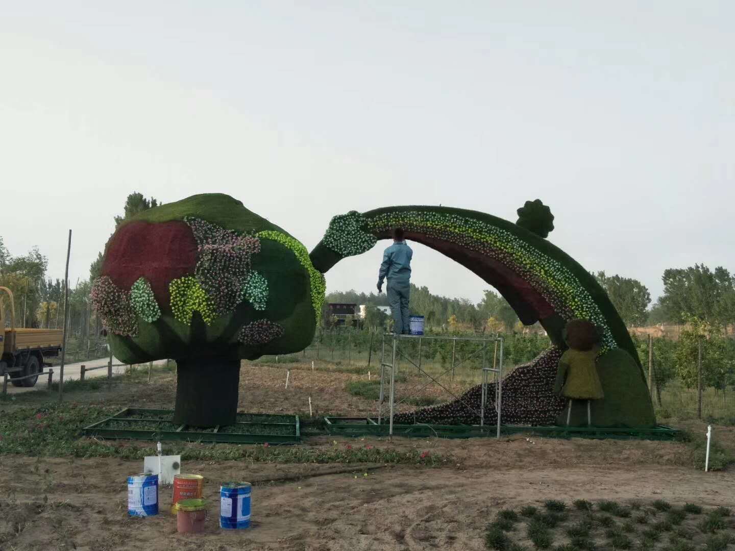 成都真植物立體景觀 創意綠雕造型的生態藝術之旅